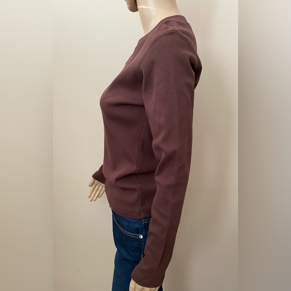 Moda Int’l - Picture 2 of 3